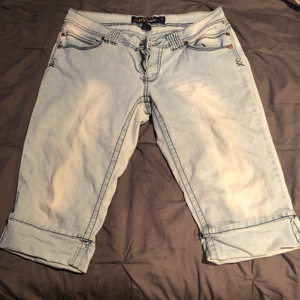 Women’s Angels Jean Capris